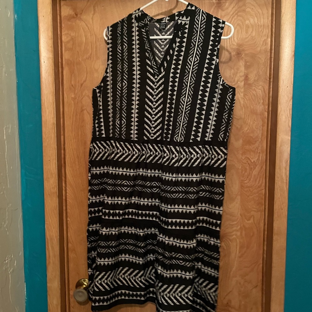 SHEIN Random Chevron Print Dress